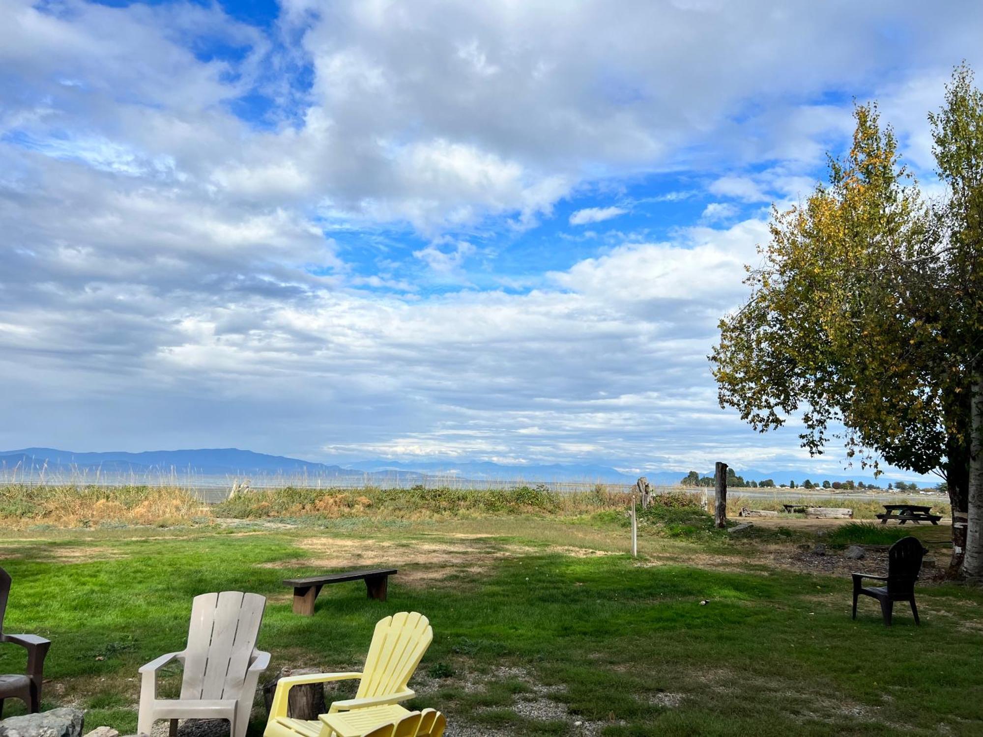 Sea Edge Motel Parksville Luaran gambar