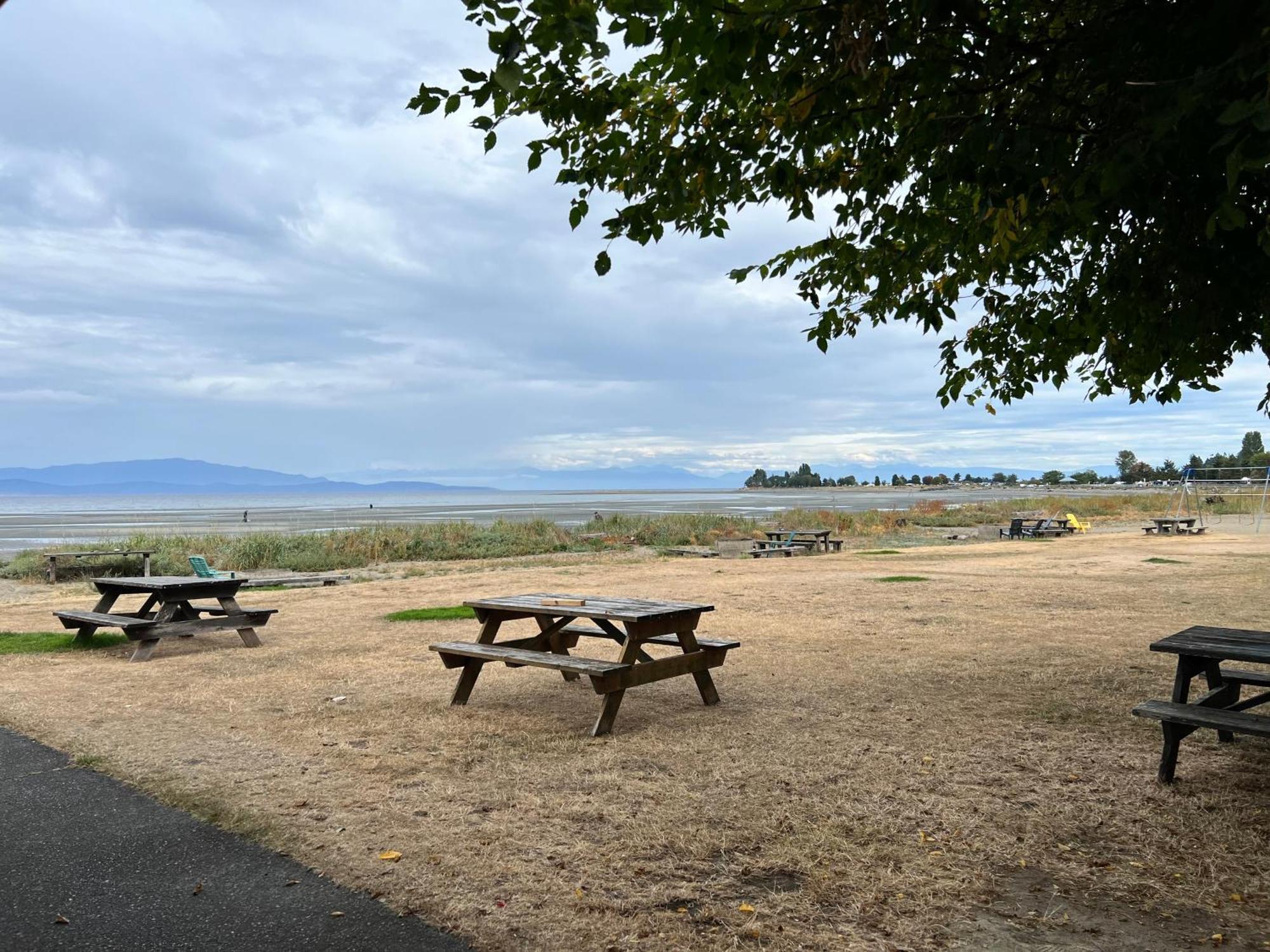 Sea Edge Motel Parksville Luaran gambar
